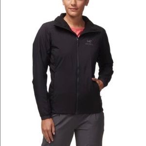 Arc’teryx women’s Atom LT jacket